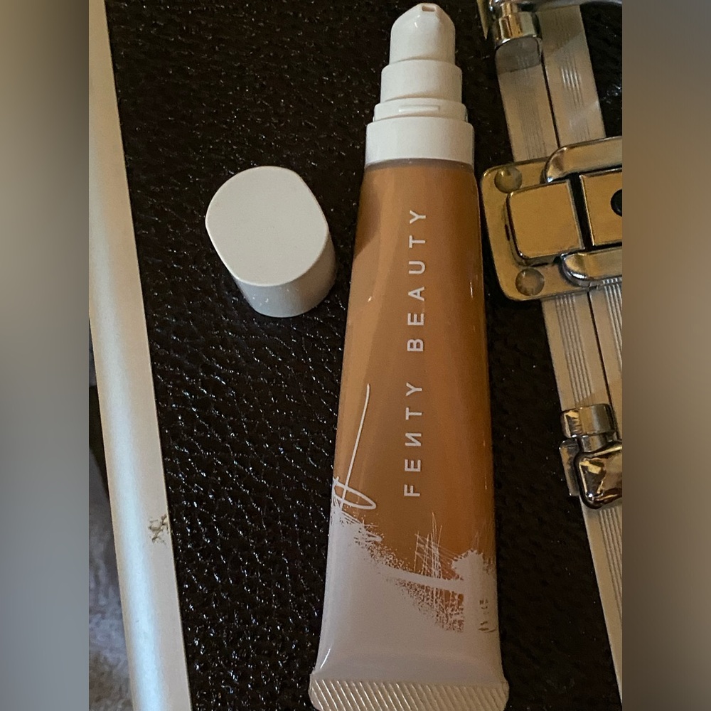 Fenty beauty foundation